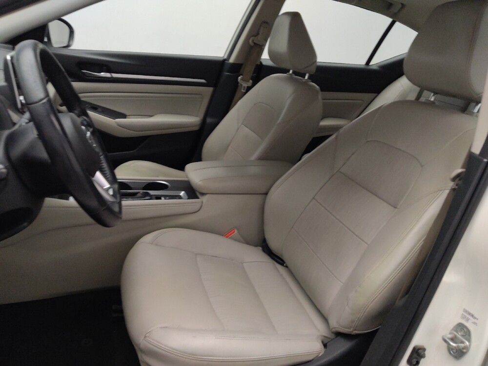 2019 Nissan Altima in Macon, GA 31210 - 18077771 17