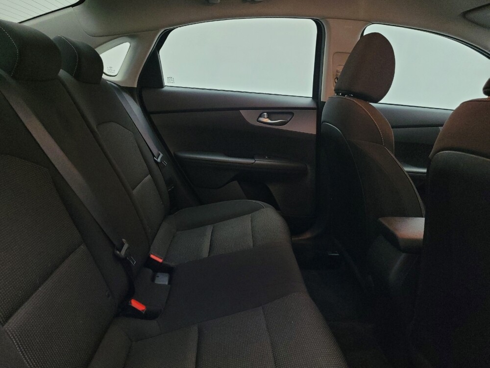 2019 Kia Forte in Midlothian, IL 60445 - 18077806 19