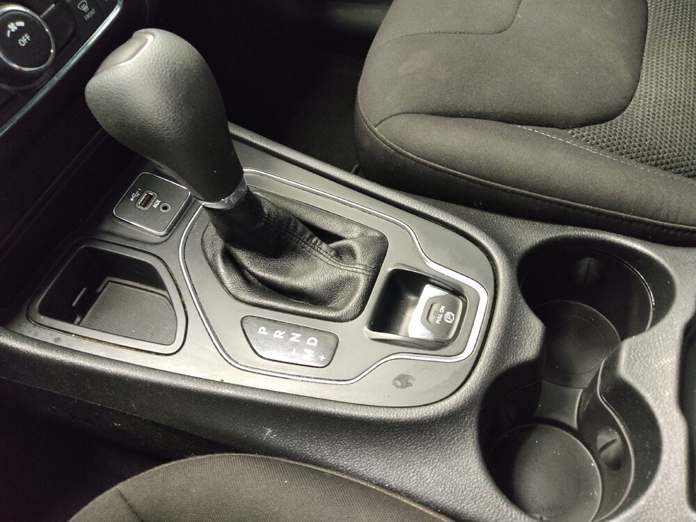 2020 Jeep Cherokee in San Antonio, TX 78238 - 18077852 26