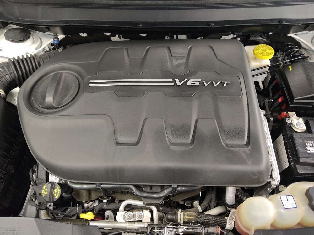 2020 Jeep Cherokee in San Antonio, TX 78238 - 18077852 30