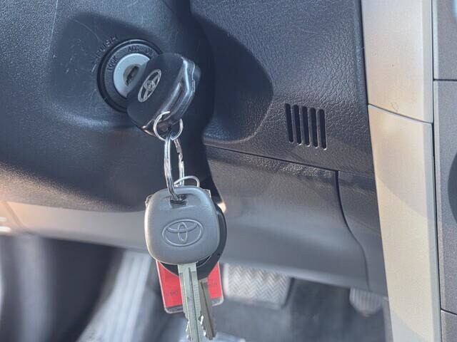 2013 Toyota Corolla in Mesa, AZ 85212 - 18077860 21