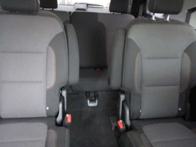 2018 Chevrolet Traverse in Oak Grove, MO 64075 - 18077864 11