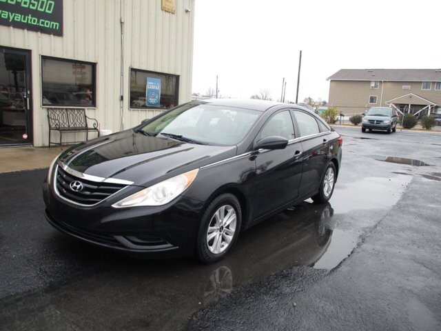 2013 Hyundai Sonata in Oak Grove, MO 64075 - 18077867