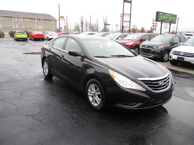2013 Hyundai Sonata in Oak Grove, MO 64075 - 18077867 3