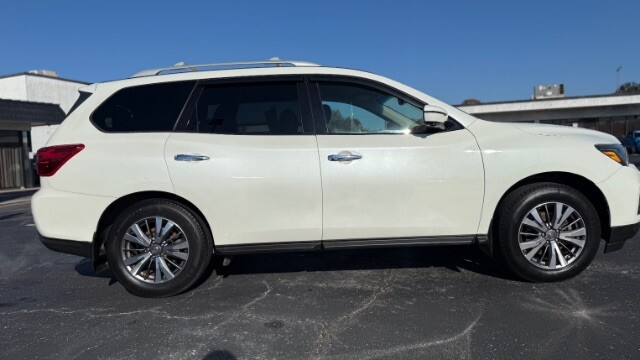 2018 Nissan Pathfinder in Dallas, TX 75228 - 18077880 5