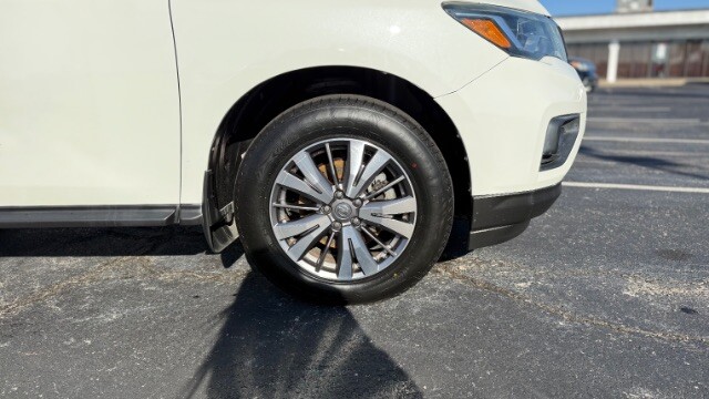 2018 Nissan Pathfinder in Dallas, TX 75228 - 18077880 4