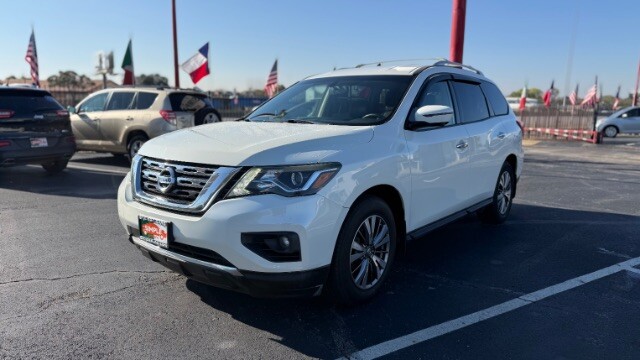 2018 Nissan Pathfinder in Dallas, TX 75228 - 18077880