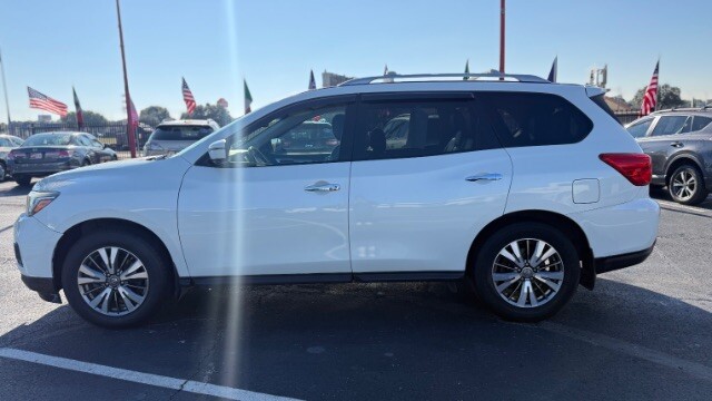 2018 Nissan Pathfinder in Dallas, TX 75228 - 18077880 10