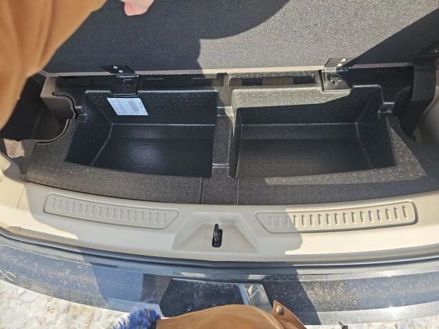 2019 GMC Acadia in Wadena, MN 56482 - 18077888 9