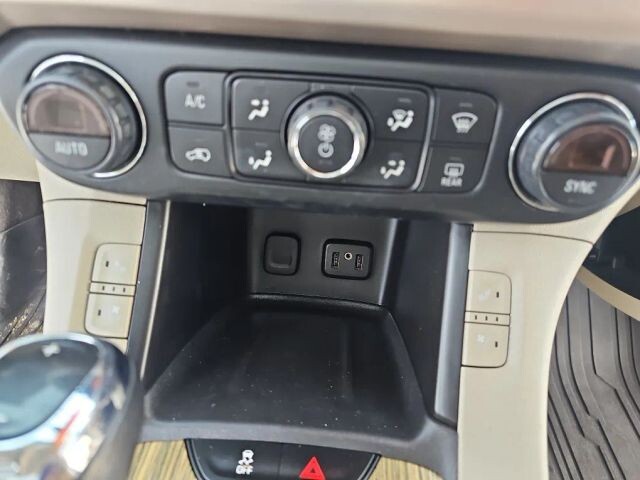 2019 GMC Acadia in Wadena, MN 56482 - 18077888 25