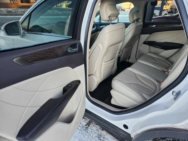 2019 Lincoln MKC in Wadena, MN 56482 - 18077890 10