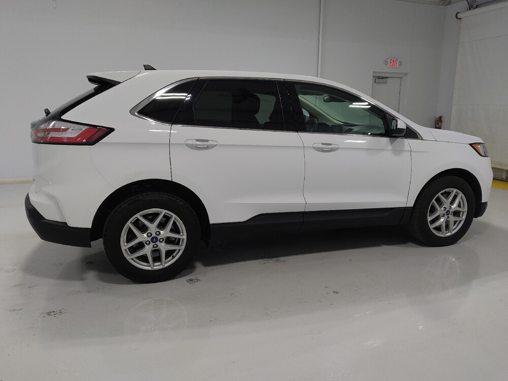 2022 Ford Edge in Columbus, OH 43228 - 18077892 10