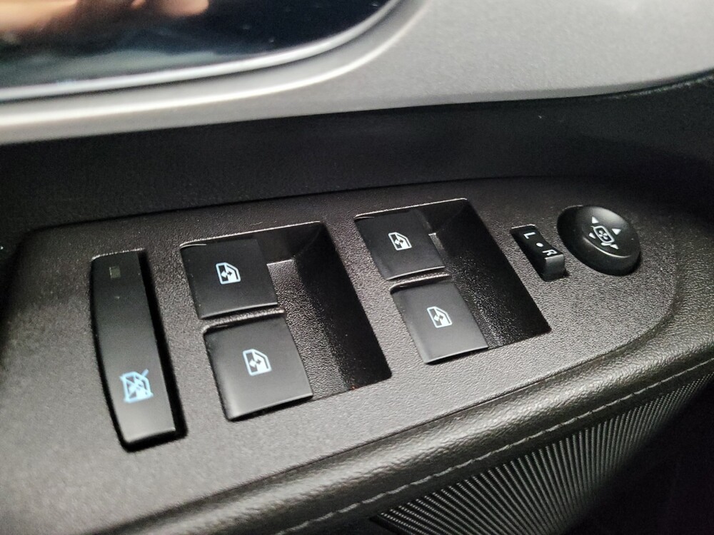 2017 Chevrolet Equinox in Memphis, TN 38115 - 18077902 27