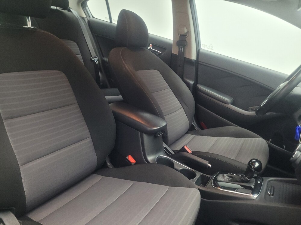 2017 Kia Forte in Jackson, MS 39211 - 18077906 21