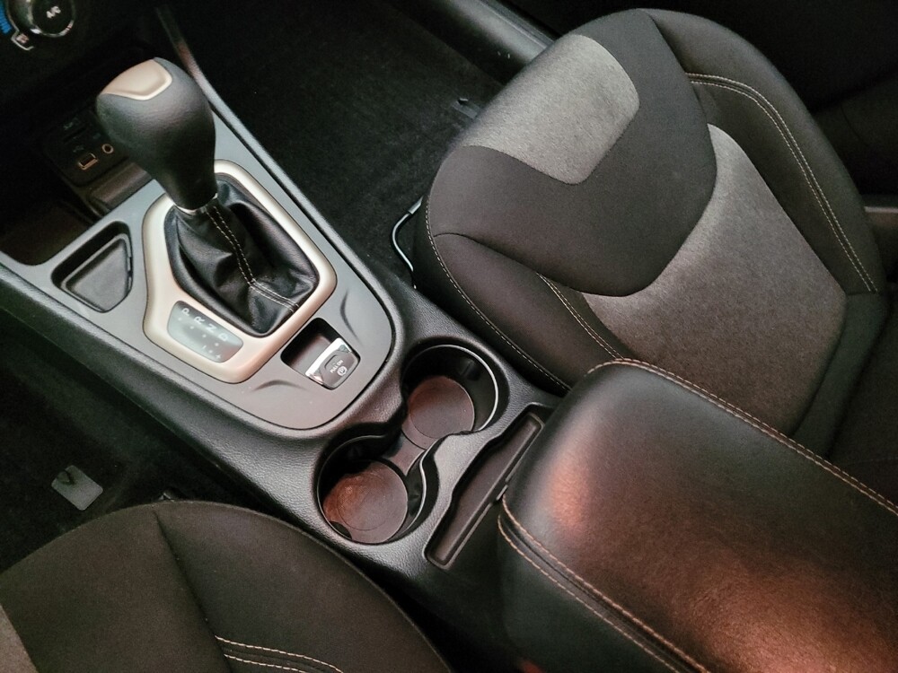 2018 Jeep Cherokee in Montclair, CA 91763 - 18077946 26