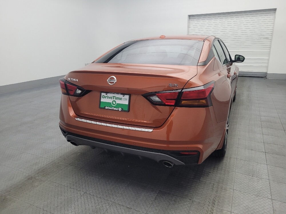 2021 Nissan Altima in Gainesville, FL 32609 - 18077950 7