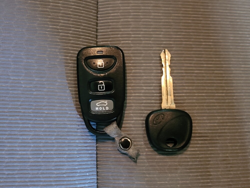 2017 Hyundai Elantra in Gainesville, FL 32609 - 18077952 32