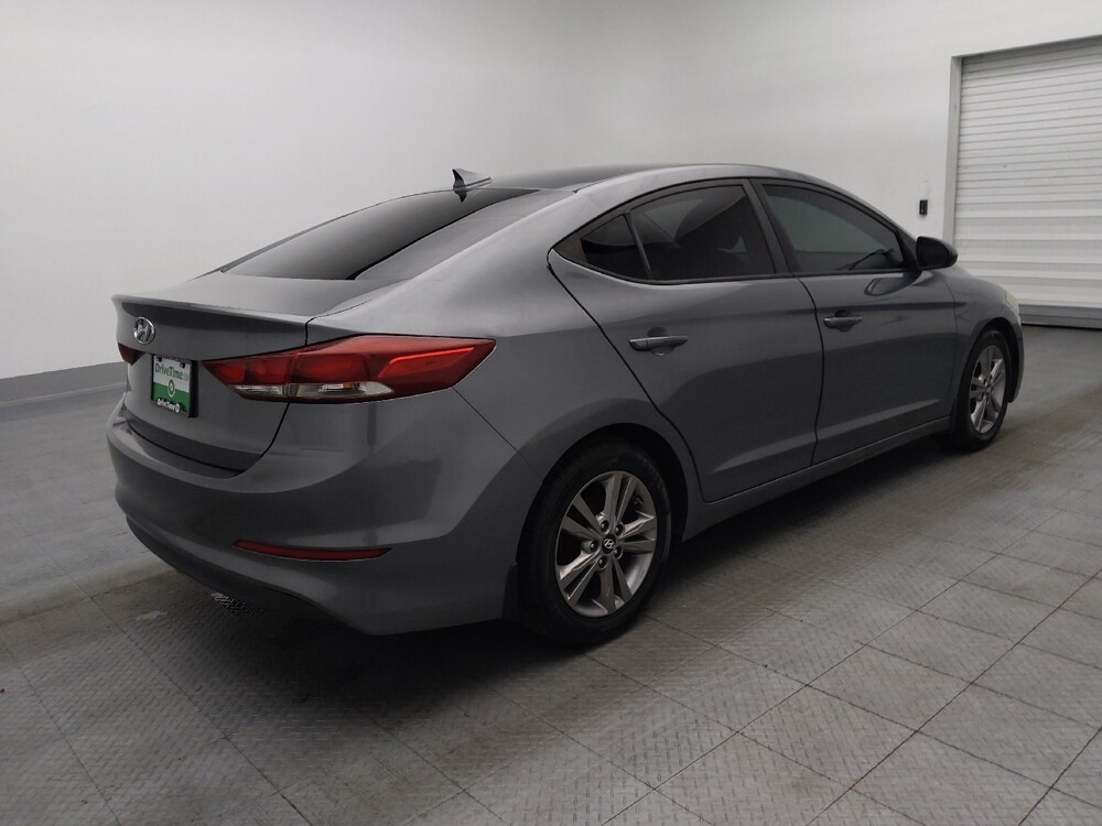 2017 Hyundai Elantra in Gainesville, FL 32609 - 18077952 10