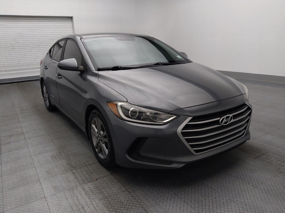 2017 Hyundai Elantra in Gainesville, FL 32609 - 18077952 13