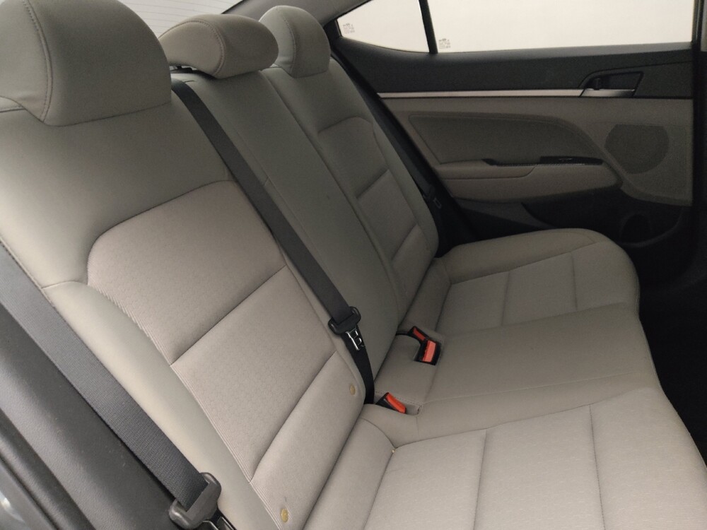 2017 Hyundai Elantra in Gainesville, FL 32609 - 18077952 19