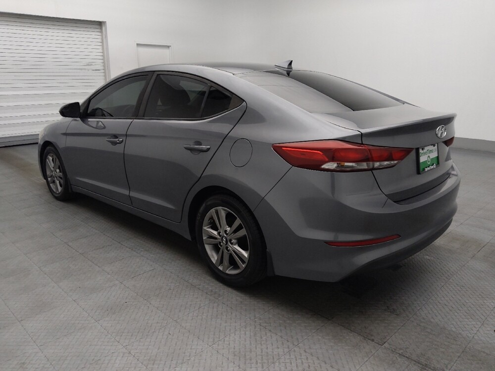 2017 Hyundai Elantra in Gainesville, FL 32609 - 18077952 3