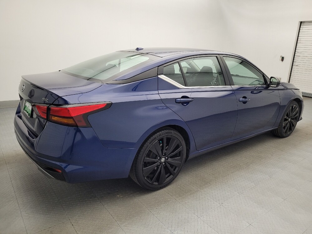 2022 Nissan Altima in Greensboro, NC 27407 - 18077966 10