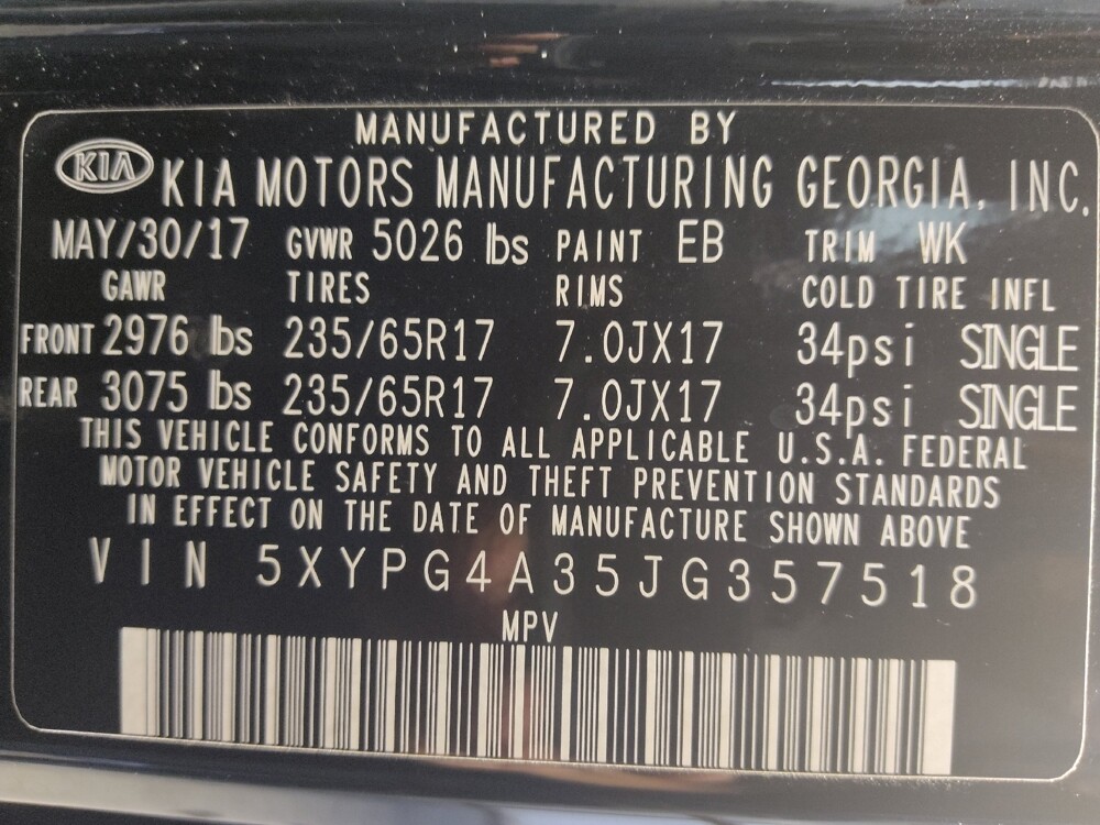 2018 Kia Sorento in Houston, TX 77060 - 18077980 33