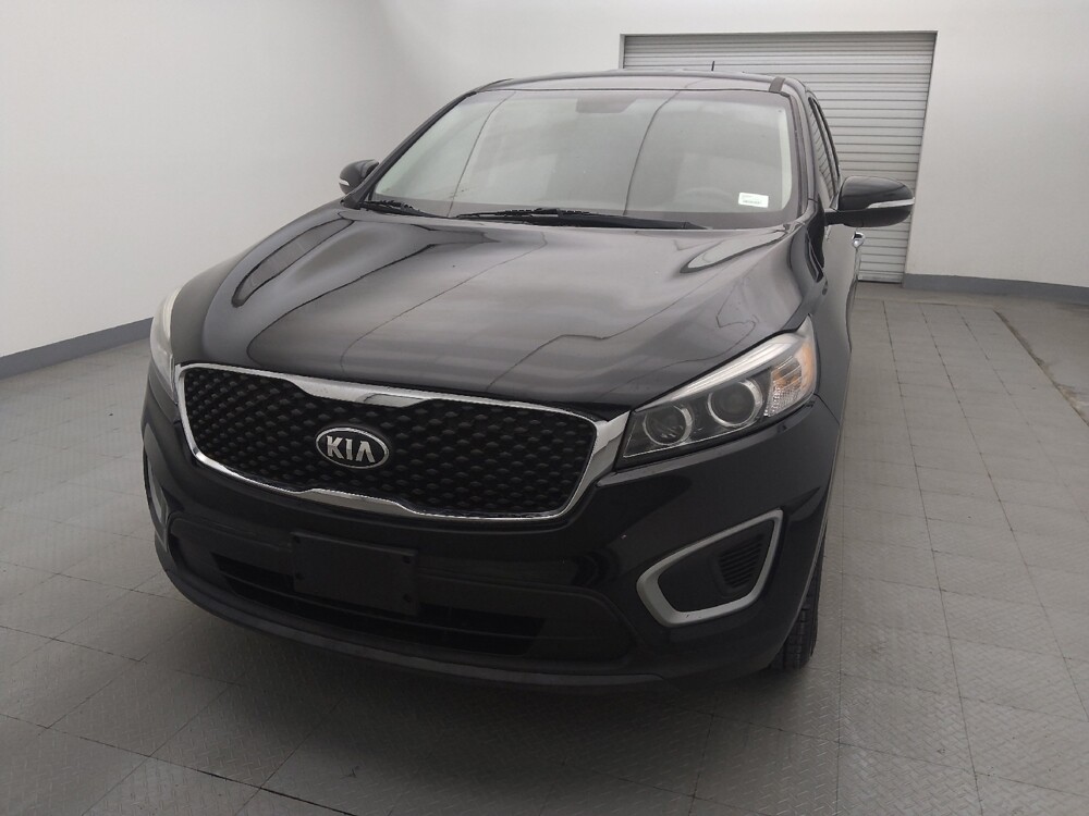 2018 Kia Sorento in Houston, TX 77060 - 18077980 15