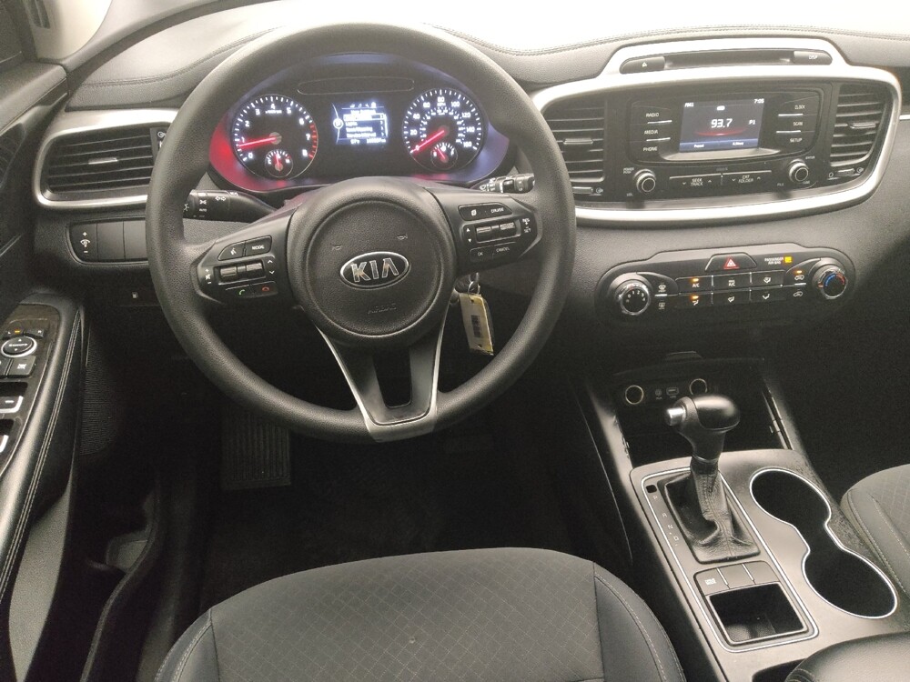 2018 Kia Sorento in Houston, TX 77060 - 18077980 22