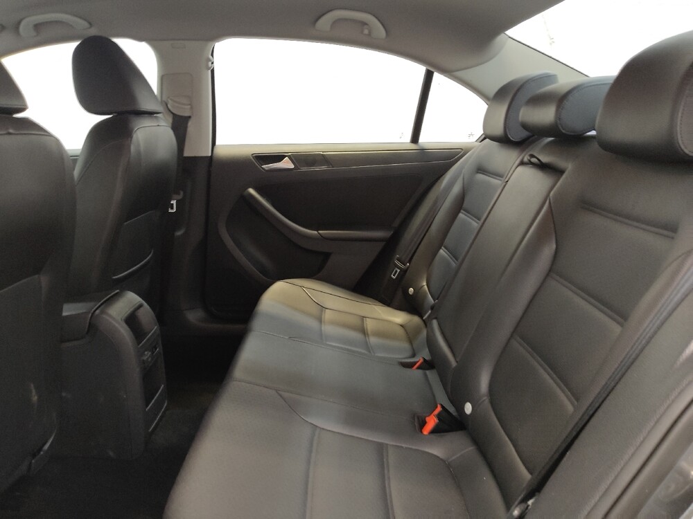 2014 Volkswagen Jetta in Fairfield, OH 45014 - 18077983 18
