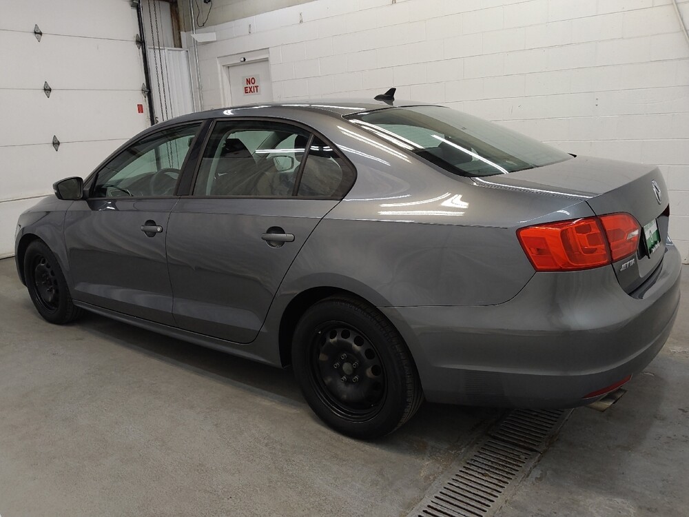2014 Volkswagen Jetta in Fairfield, OH 45014 - 18077983 3
