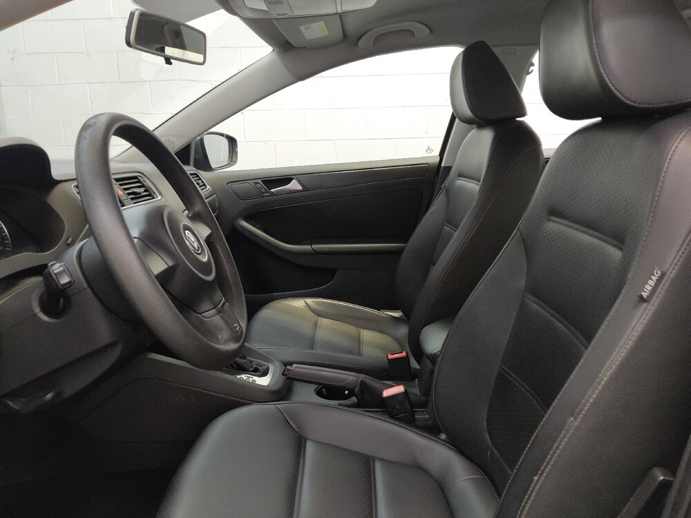 2014 Volkswagen Jetta in Fairfield, OH 45014 - 18077983 17