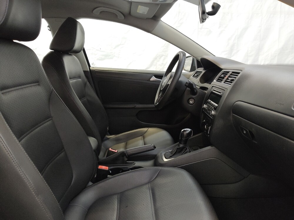 2014 Volkswagen Jetta in Fairfield, OH 45014 - 18077983 21