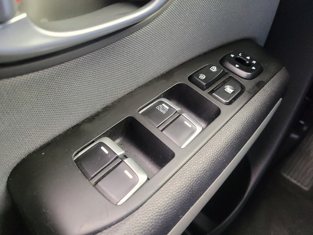 2018 Kia Soul in Lexington, KY 40509 - 18077991 27