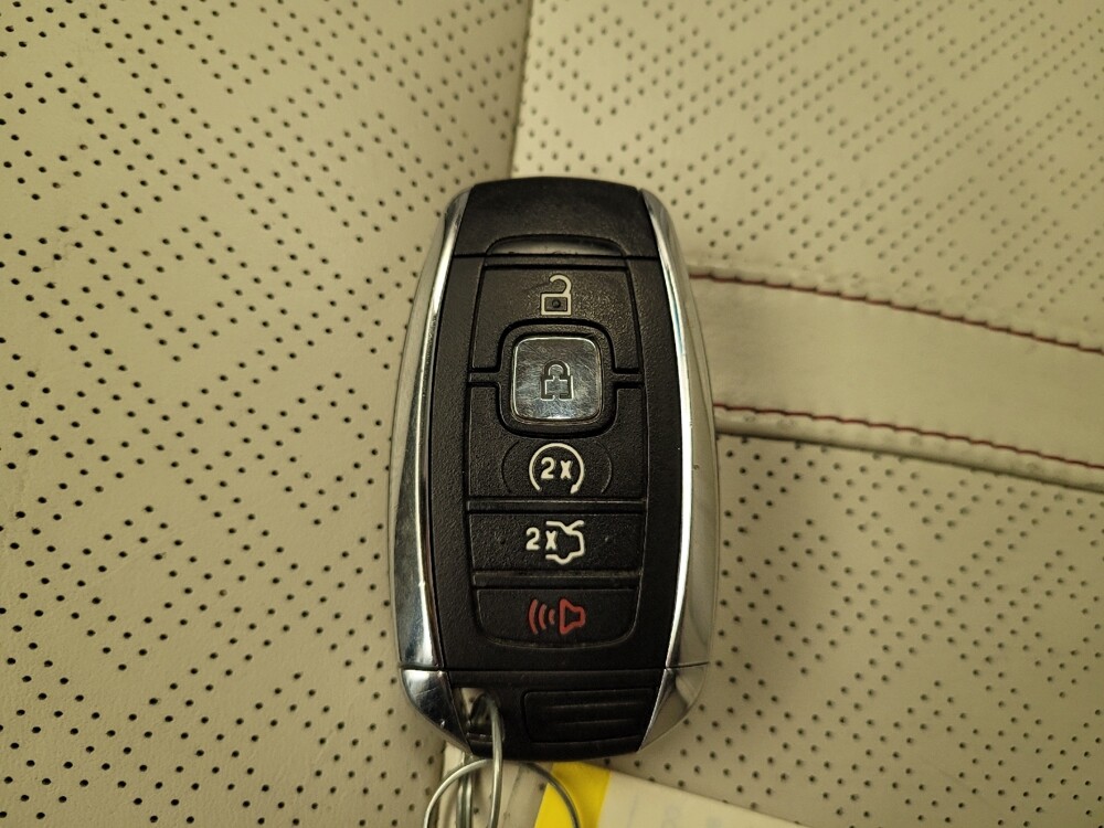 2018 Lincoln MKX in Lexington, KY 40509 - 18077994 32