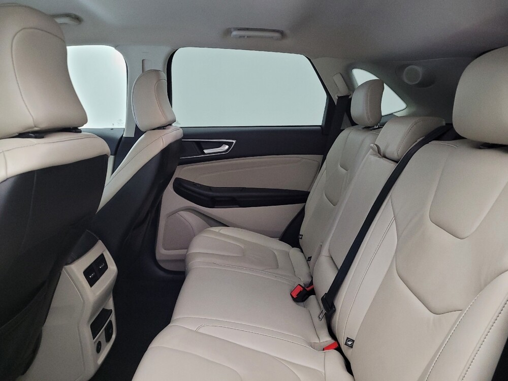 2022 Ford Edge in Columbus, OH 43228 - 18077995 18