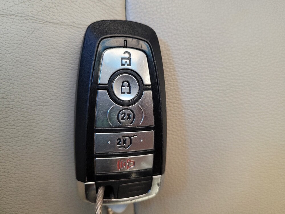 2022 Ford Edge in Columbus, OH 43228 - 18077995 32