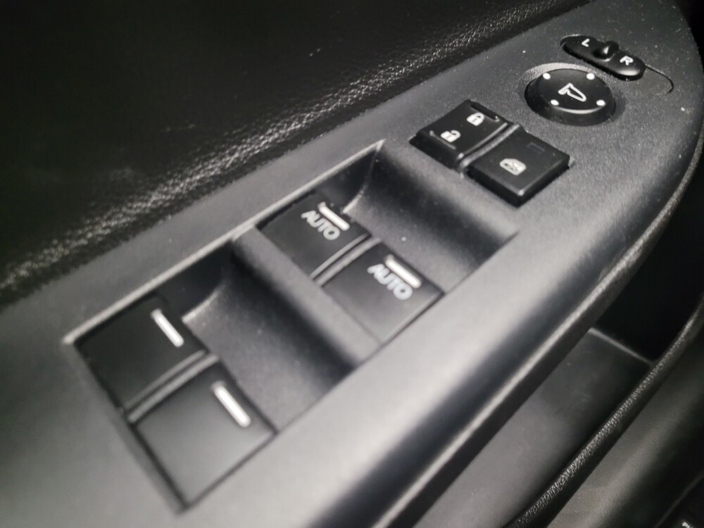 2016 Honda Accord in Eastpointe, MI 48021 - 18078061 27