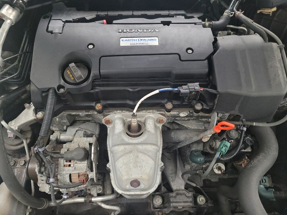 2016 Honda Accord in Eastpointe, MI 48021 - 18078061 30