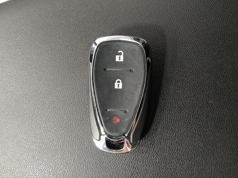 2020 Chevrolet Equinox in Charlotte, NC 28213 - 18078101 32