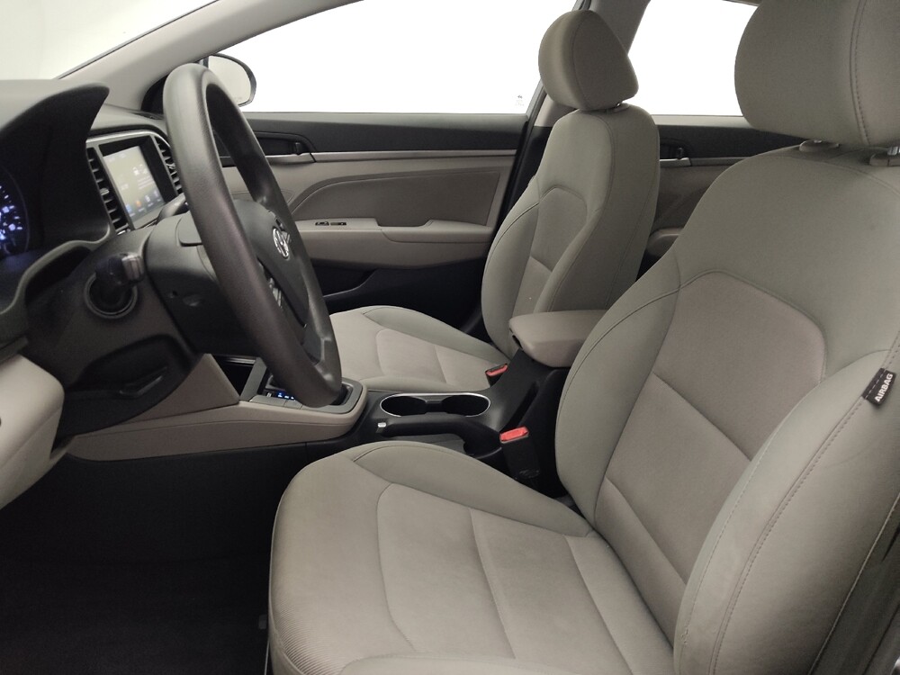 2017 Hyundai Elantra in Gainesville, FL 32609 - 18078126 17