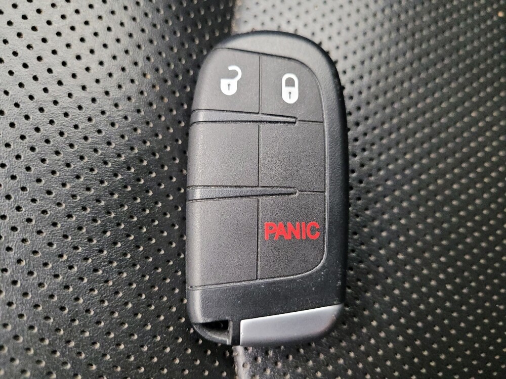 2017 Dodge Journey in Taylor, MI 48180 - 18078164 32