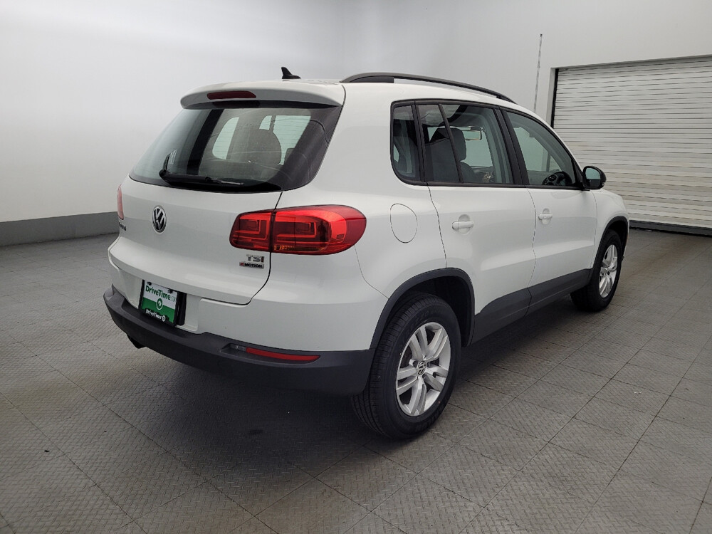 2017 Volkswagen Tiguan in Plymouth Meeting, PA 19462 - 18078196 9