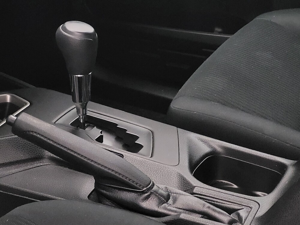 2017 Toyota RAV4 in Bradenton, FL 34207 - 18078197 26