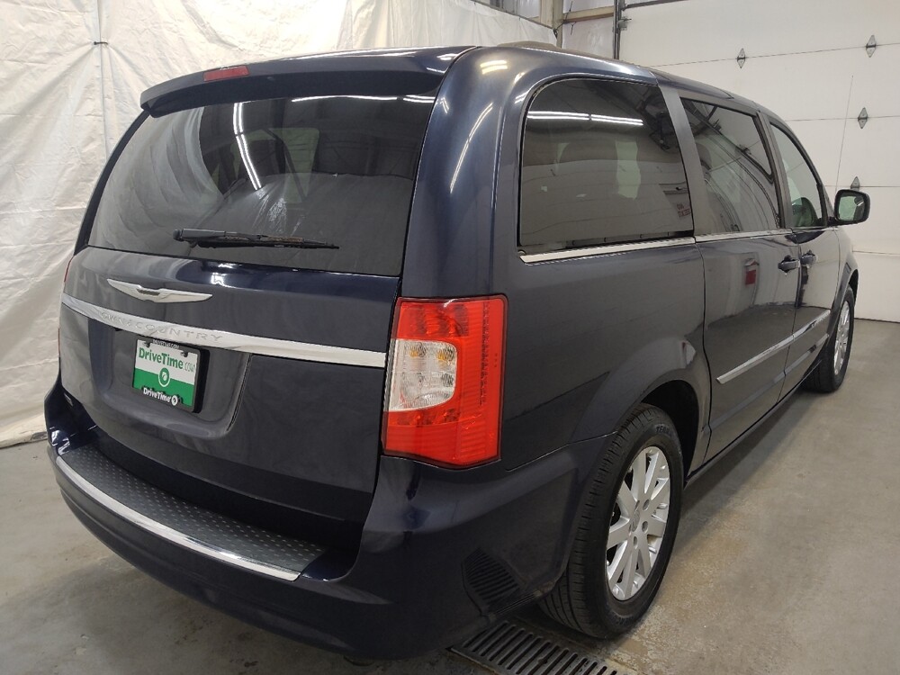 2016 Chrysler Town & Country in Fairfield, OH 45014 - 18078199 9