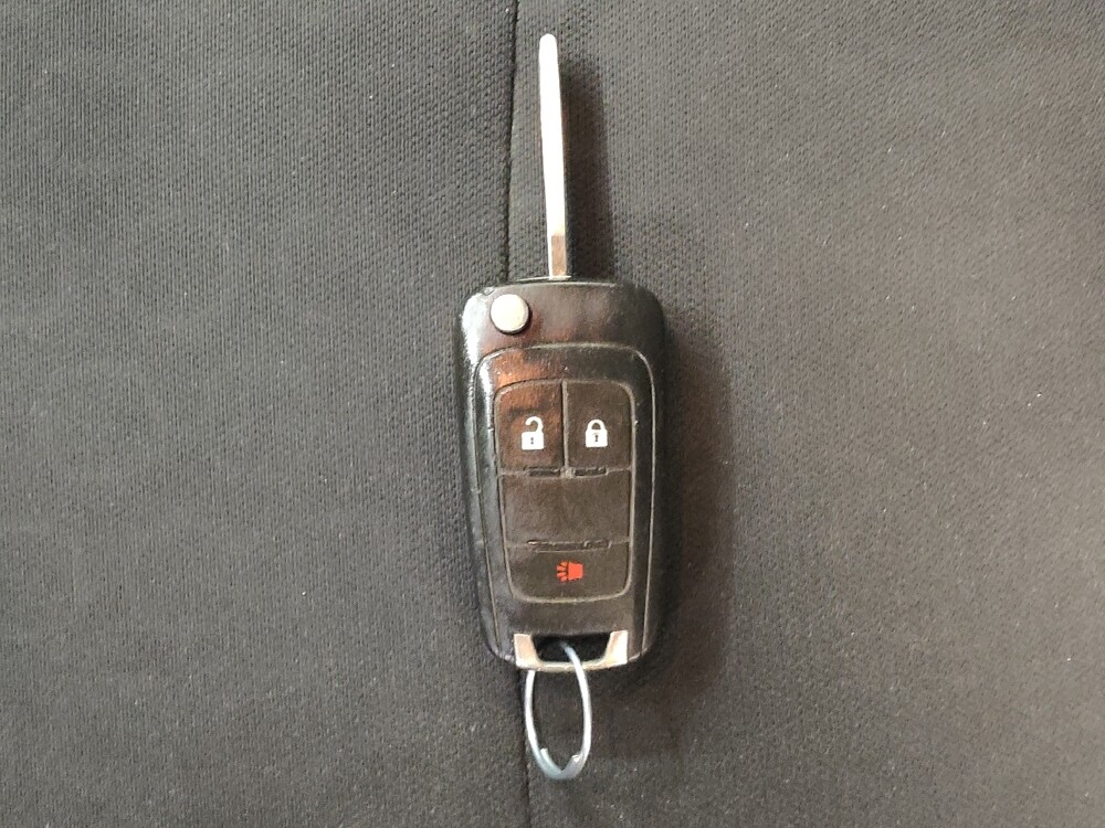 2018 Chevrolet Trax in Fairfield, OH 45014 - 18078200 32