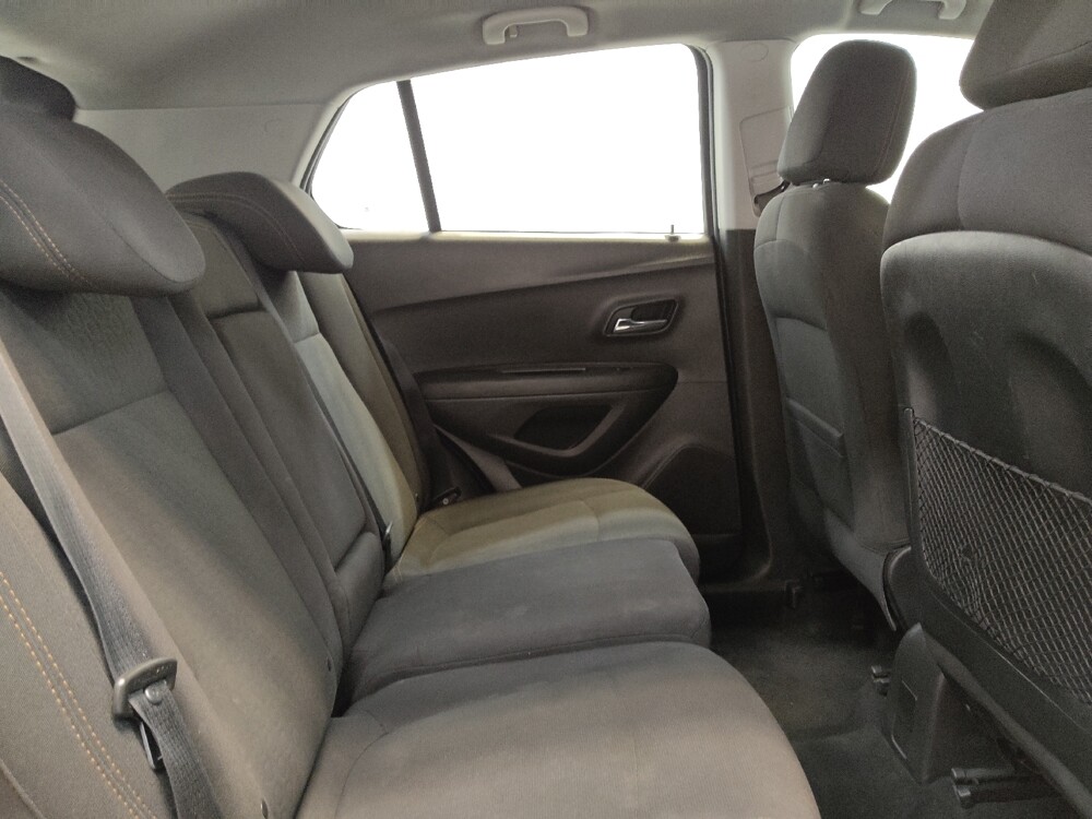 2018 Chevrolet Trax in Fairfield, OH 45014 - 18078200 19