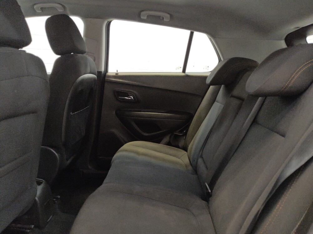 2018 Chevrolet Trax in Fairfield, OH 45014 - 18078200 18