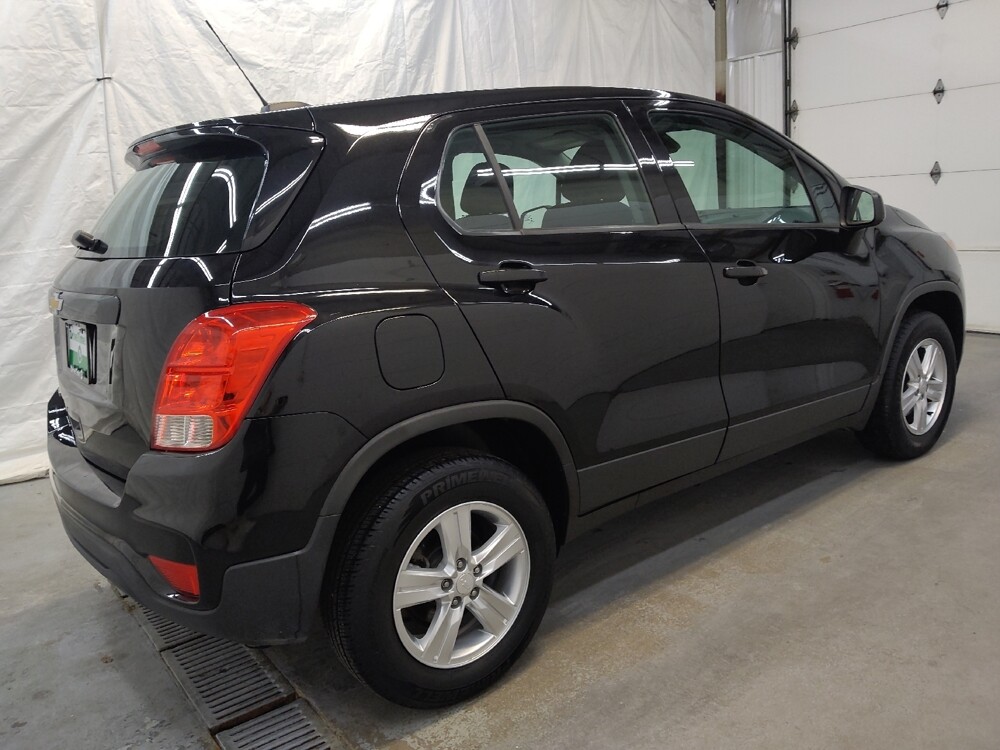 2018 Chevrolet Trax in Fairfield, OH 45014 - 18078200 10