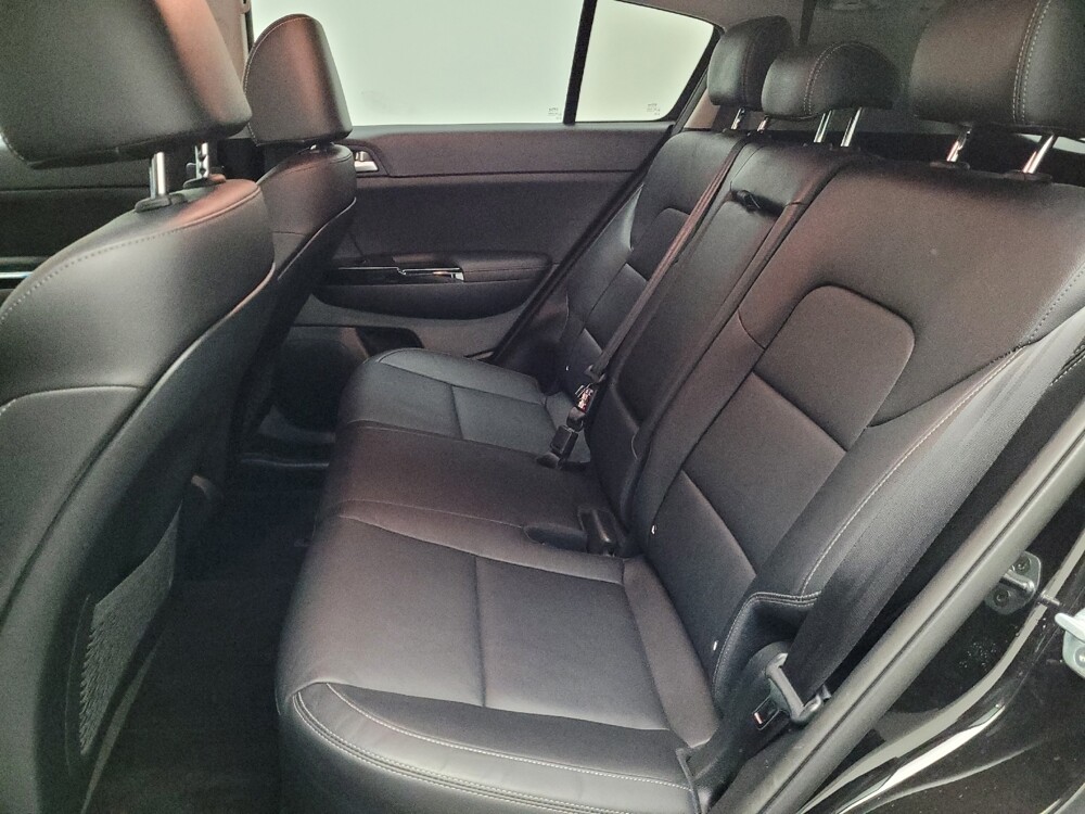 2019 Kia Sportage in Montclair, CA 91763 - 18078206 18